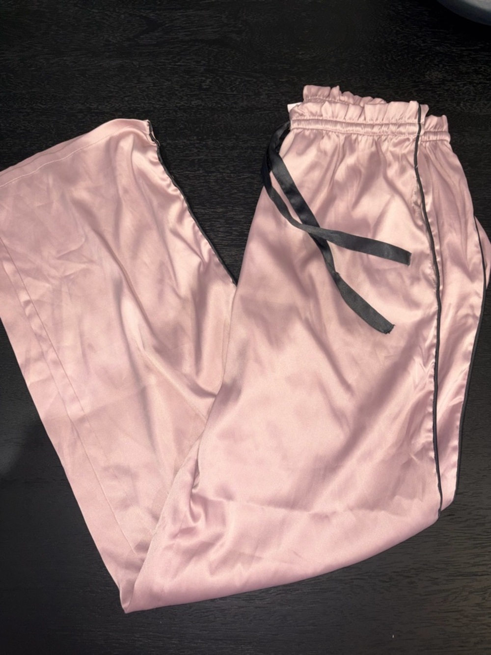 Victoria's Secret mauve satin pajama pants with black trim
